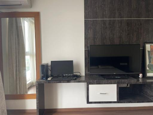 Private Spacious Room - Housity