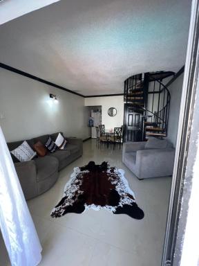 Chrisanns Beach Resort - Housity