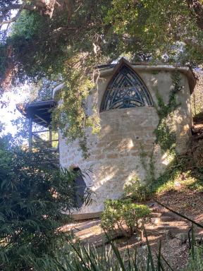 Malibu Mini Castle - Housity