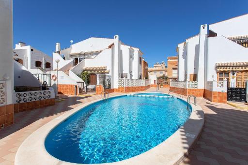 Los girasoles III F3 - Housity