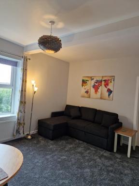 The Old Albion at Plover Cottage Lindley - Housity