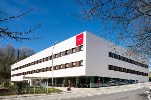 Leonardo Hotel San Sebastián - Housity