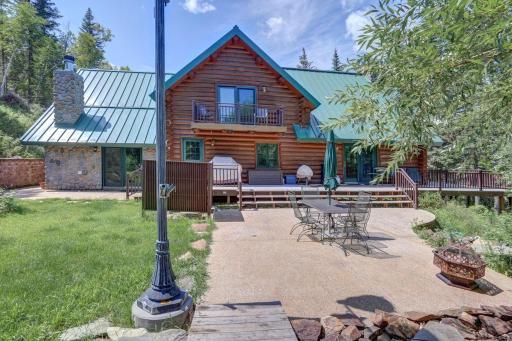 Bear Butte Gulch Lodge - Housity