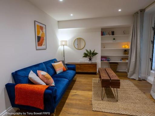 Central seaside home with peaceful patio - Housity