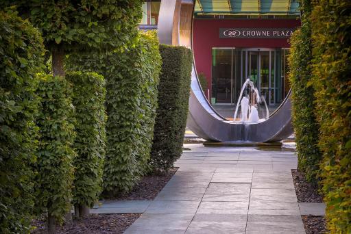 Crowne Plaza Marlow, an IHG Hotel - Housity