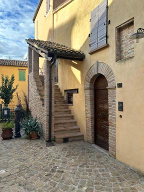 Al Castello - Housity