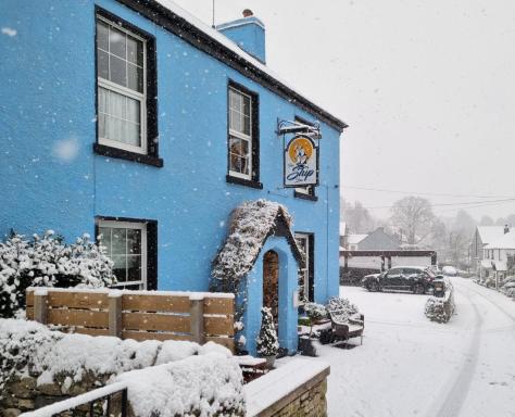 The Ship Inn - Housity