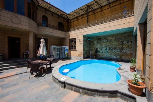 Villa Hotel - Housity