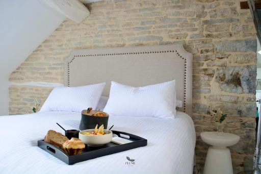 Plume Suites - Housity