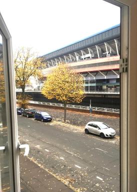 1 Fitzhamon Embankment APARTMENTS opposite Principality Stadium - LONG STAY OFFER - Housity