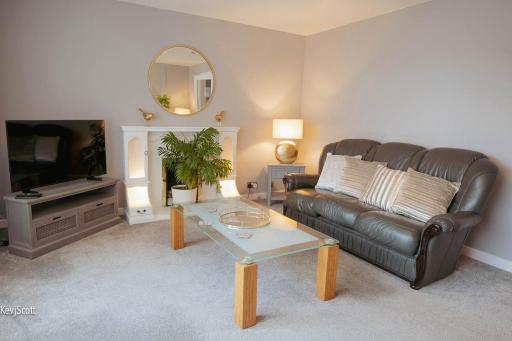 Modern 3 Bedroom home. A perfect base for Golfers - Housity