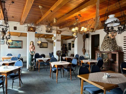 Hotel-Restaurant Cafe Caro - Housity