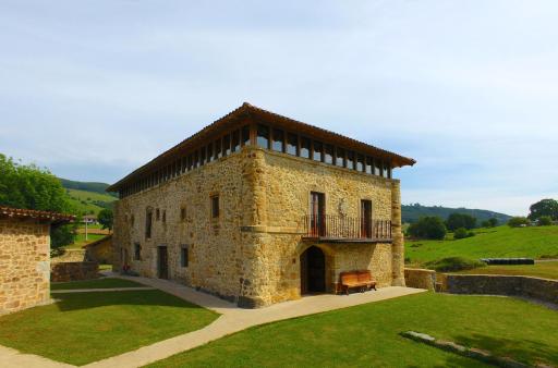 Casa Rural Alvarado - Housity