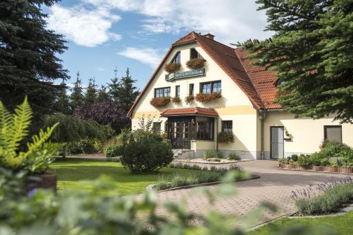Hotel & Restaurant Waldblick - Housity