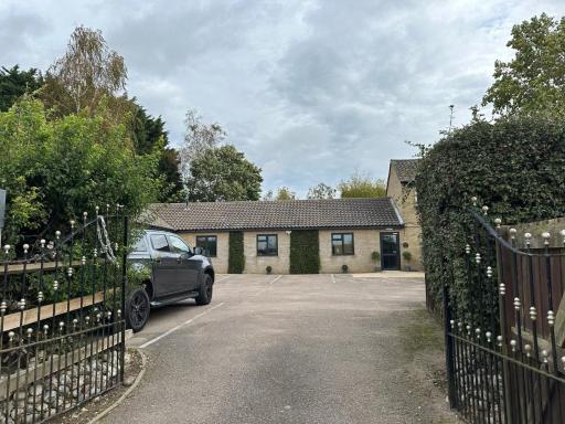 Heath Farm House - Housity