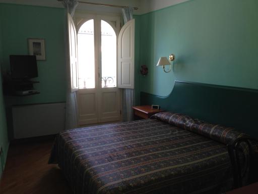 Hotel San Genesio - Housity