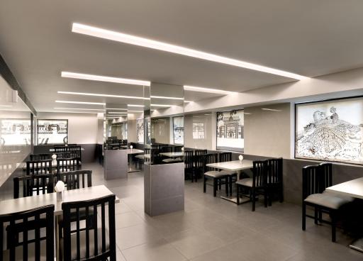 Ariya Nivaas A Vegetarian Hotel - Housity