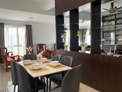Spacious 3BR condo great night view 2 free carpark - Hizvo