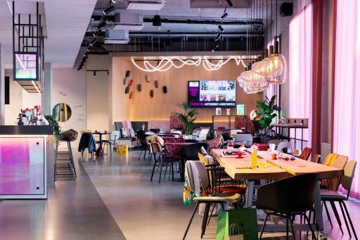 Moxy Outletcity Metzingen - Housity