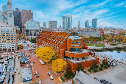 Boston Marriott Long Wharf - Housity