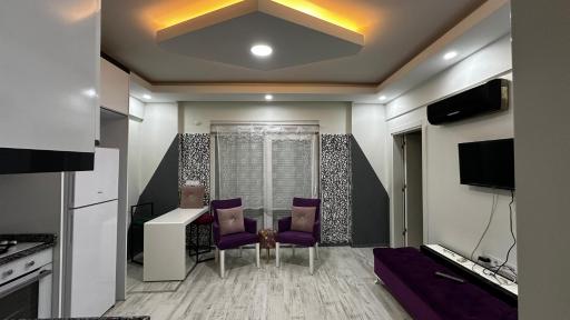 Airport &amp; Lara beach house no5 - Housity