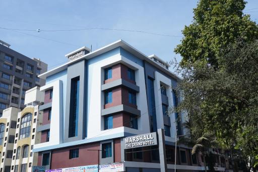 Marshall The Grand Hotel - Housity