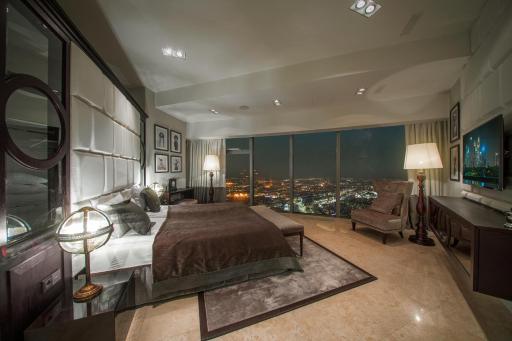 30th+ Floor Apartments in Sky Tower - Housity
