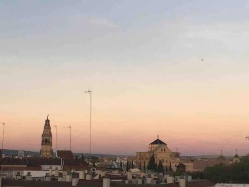 Nice central flat with wonderful views - Housity