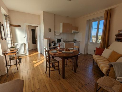 Gîte charmant avec jardin privatif, proche des randonnées, totalement équipé et internet fibreбет - FR-1-653-253 - Housity