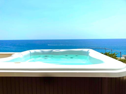 Dame del Mare - Housity