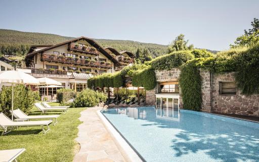 Hotel Angelo Engel - Housity