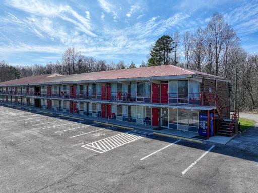 Americas Best Value Inn Stearns, KY - Housity