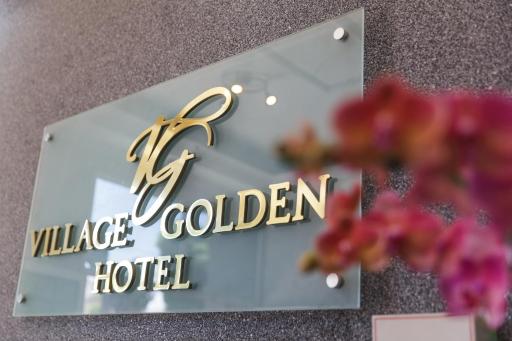 VILLAGE GOLDEN HOTEL - Housity