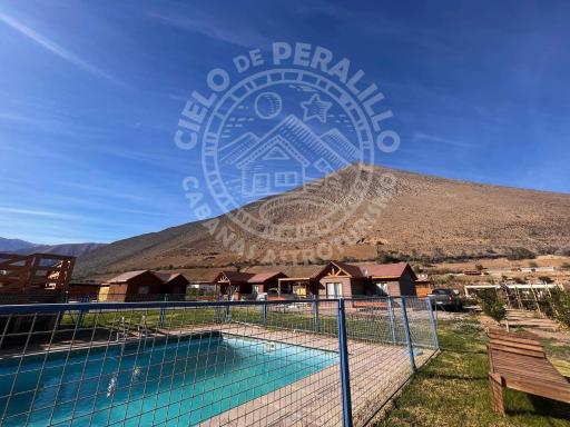 Cabañas Vicuña Cielo de Peralillo - Valle de Elqui - Housity