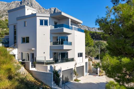 Luxury Apartments Podgora - Housity