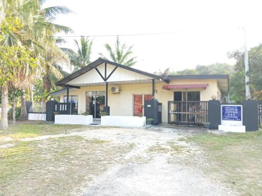 Kuntum Cottage Bed & Breakfast - Housity