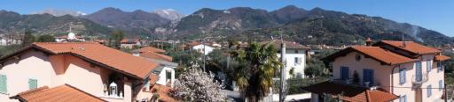 House Versilia Luca E Giada, 5 chilometri da Forte dei Marmi! - Housity