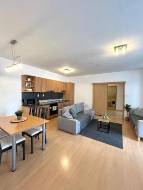 Apartment Tina - Old Town, Free Private Parking - Housity