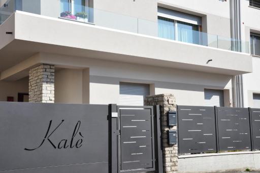 Kalé - Housity