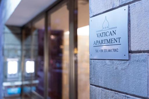 Vatican Apartment - Housity