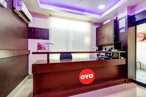 OYO Flagship The Palace Inn - Housity