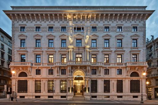 DoubleTree By Hilton Trieste - Housity