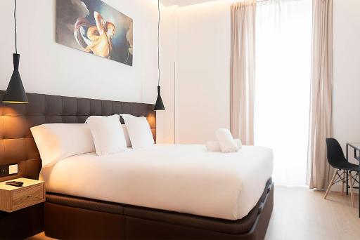 Woohoo Rooms Boutique Luna - Housity