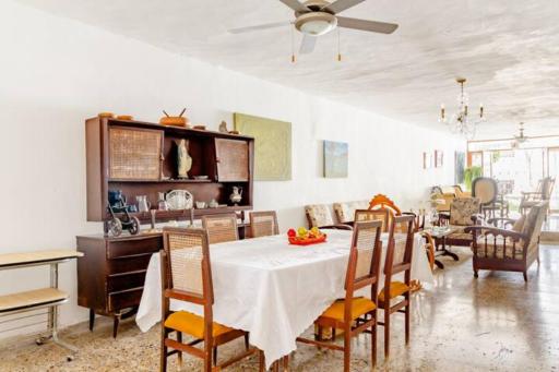 Confortables habitaciones a pocos metros del mar - Housity