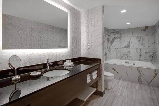 Crowne Plaza Auburn Hills, an IHG Hotel - Housity