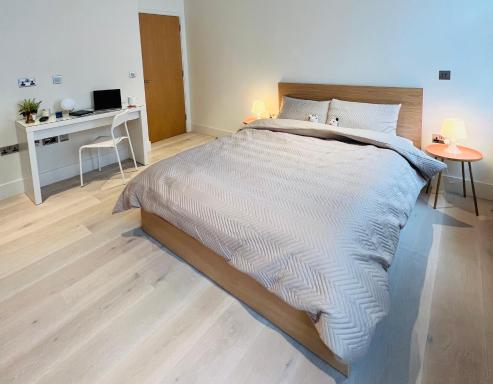 Private Room@LeicesterSquare in a Shared Flat - Housity