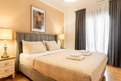 Nicholas Point Apartments and Rooms - Housity