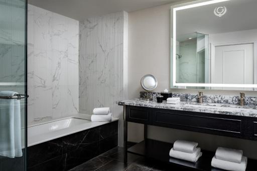 The Gwen, a Luxury Collection Hotel, Michigan Avenue Chicago - Housity