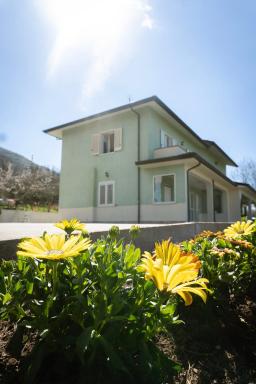 B&B SARDES - Housity