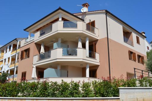 Apartments Braje - Housity